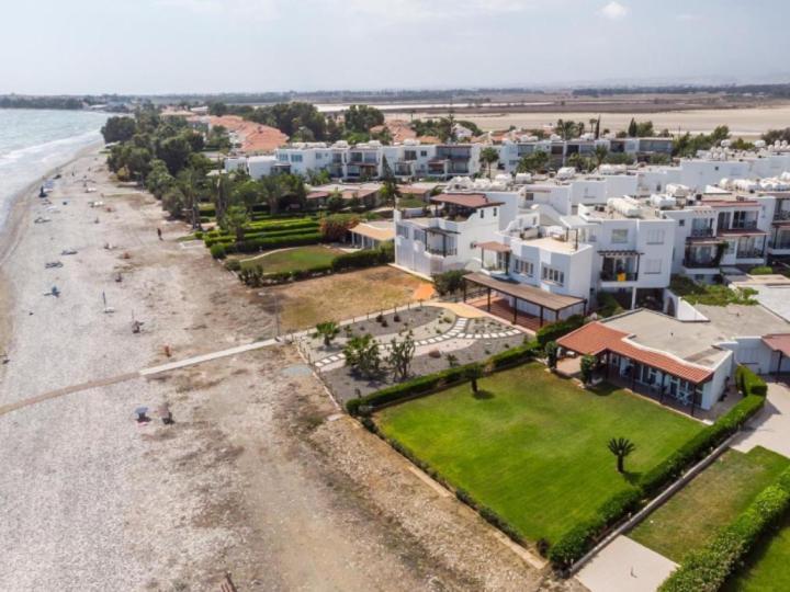 Yialos Village By Cybarco * לרנקה